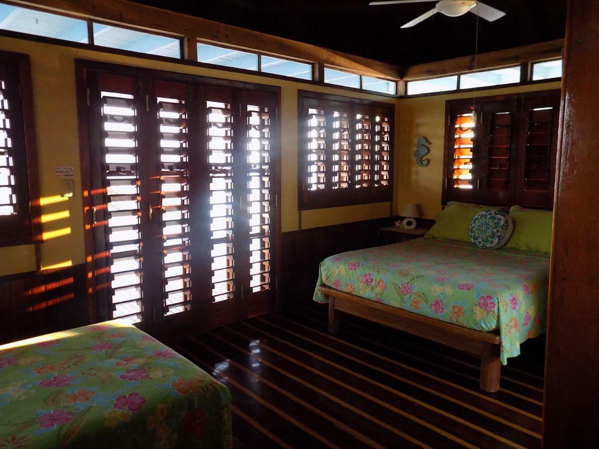 Mango Creek Lodge Port Royal Екстер'єр фото