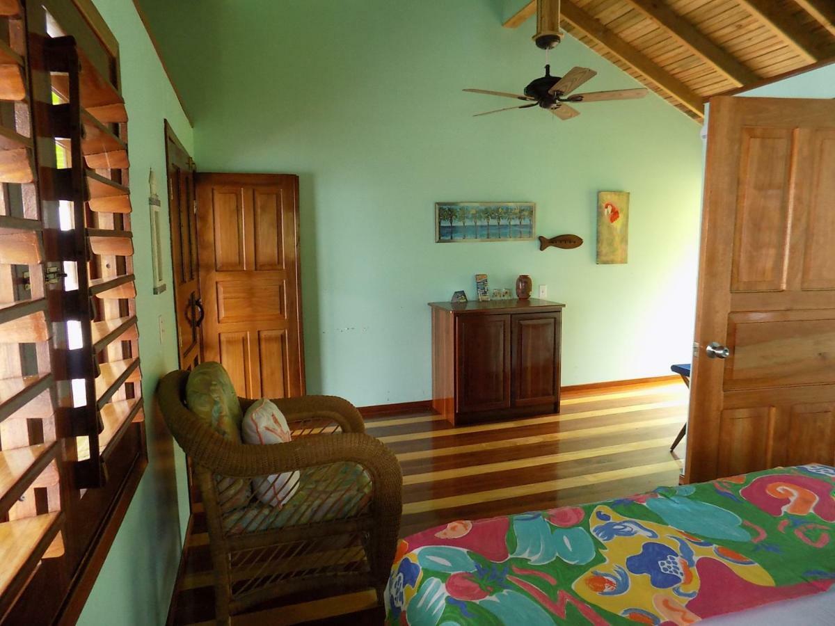 Mango Creek Lodge Port Royal Екстер'єр фото